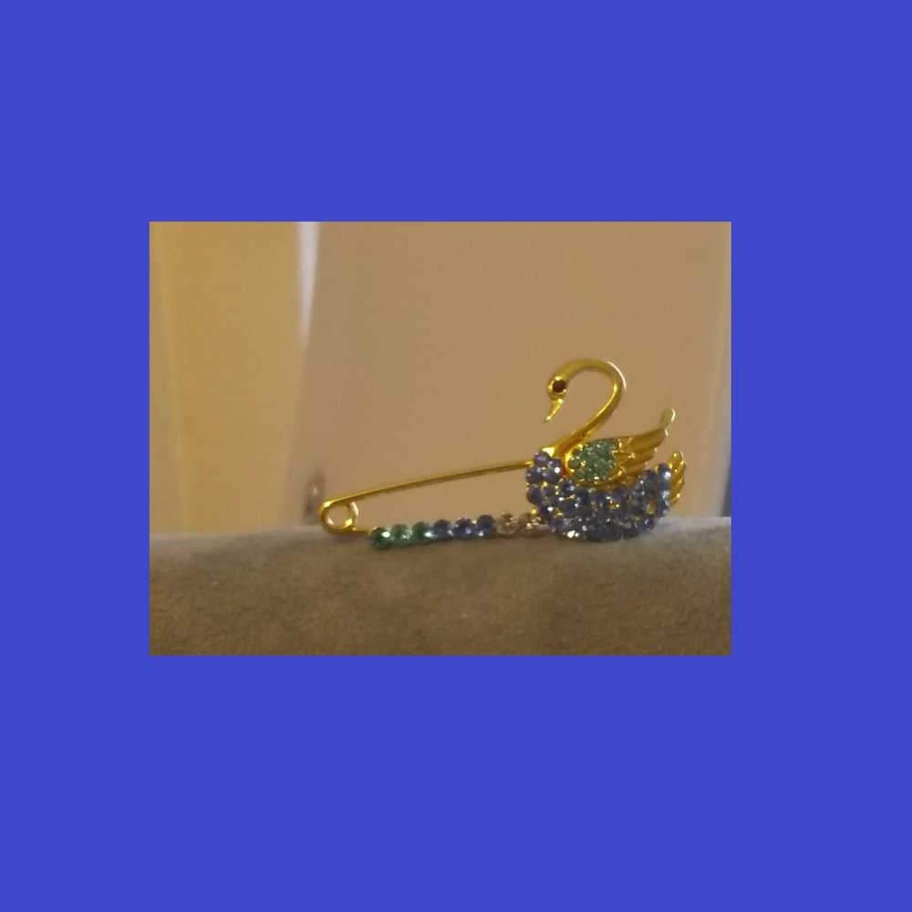 Swan Brooch